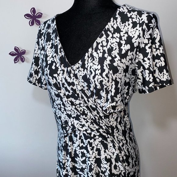 Jillian Tracy Jolibel Black & White Floral Dress M - Picture 2 of 4